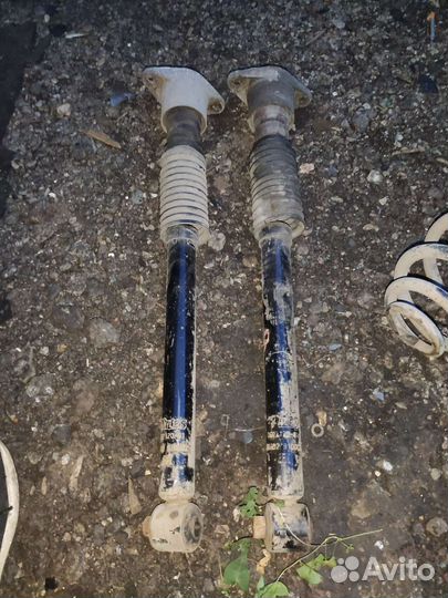 Амортизатор задний Audi A6 C5