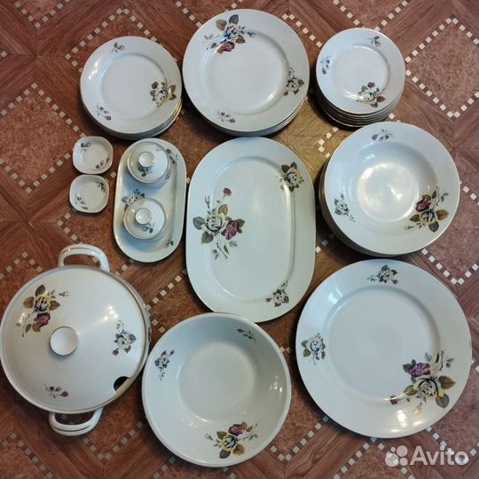 Набор столовой посуды