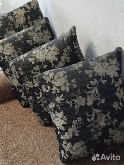 Диванные подушки