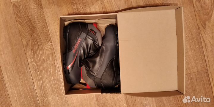 Лыжные ботинки loopline