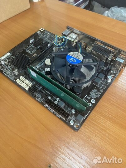Gigabyte GA-B85M комплект i5 4 поколения озу 8gb