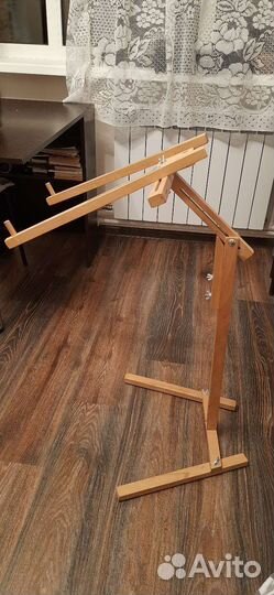 Станок для вышивания напольный