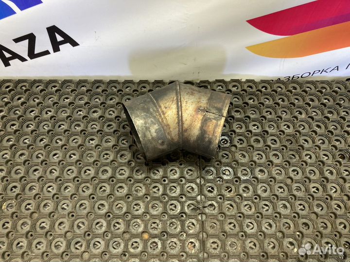 Колено выхлопной трубы Разные Автомобили