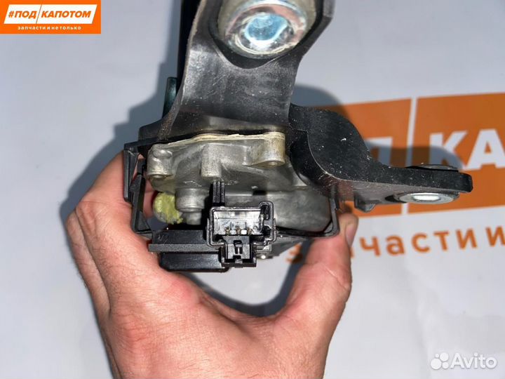 Моторчик заднего стеклоочистителя (дворника) Ford