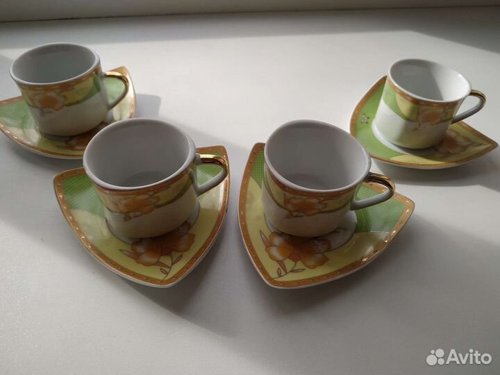 Кофейный сервиз на 4 персоны новый