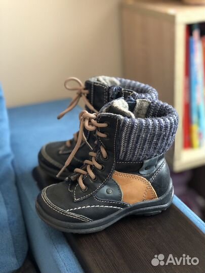 Ботинки демисезонные р 23