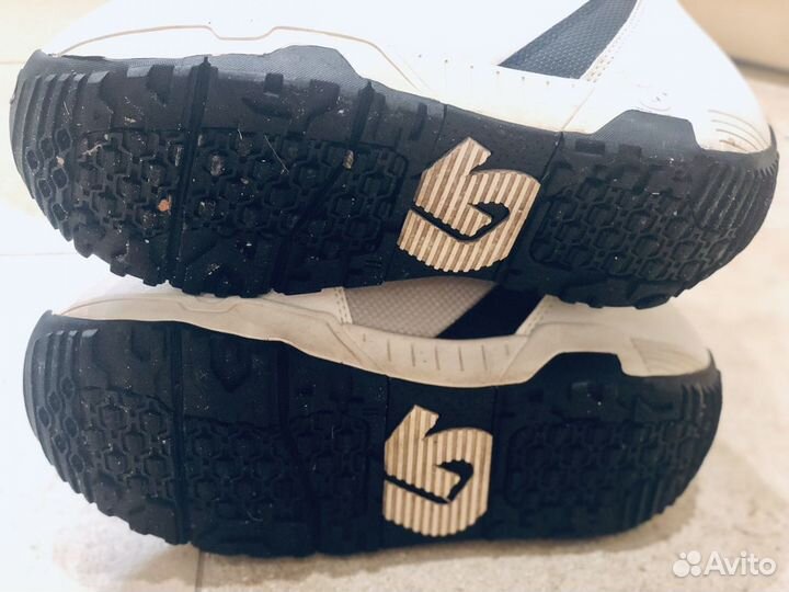 Сноубордические ботинки Burton moto