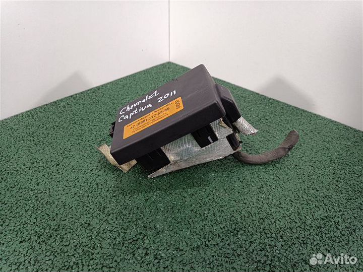 Блок предохранителей моторный Chevrolet Captiva