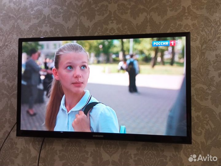 Телевизор samsung