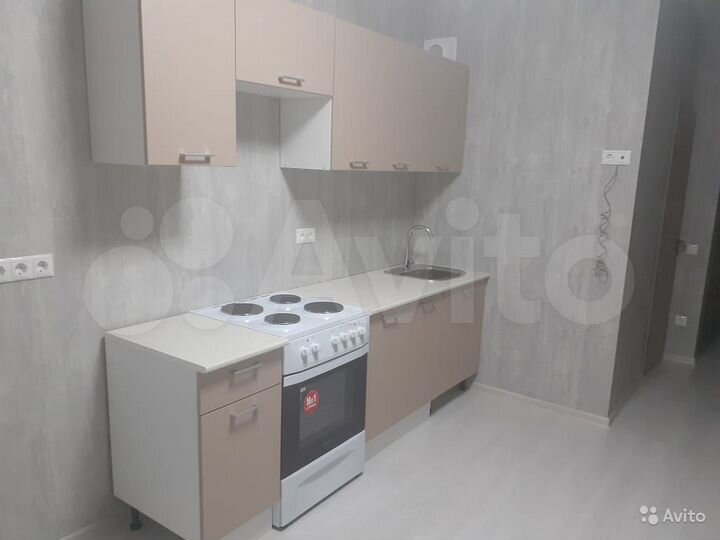 Комната 18 м² в 2-к., 16/17 эт.