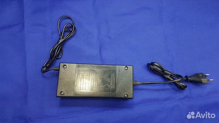 Зарядное устройство для электросамоката Kugoo S3