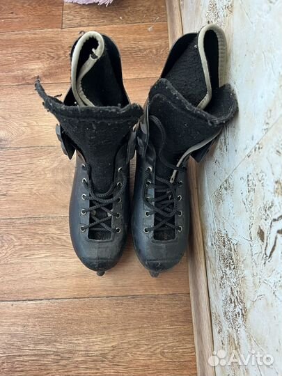 Коньки Динамо, коньки Leader