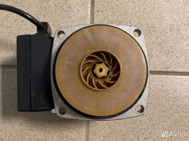 Насос на котел Bosch, Buderus