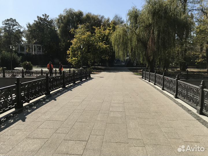 Брусчатка полнопиленная из Камбулатовского гранита
