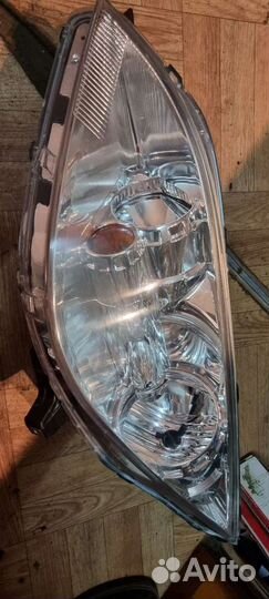 Фара передняя левая mitsubishi colt z21a