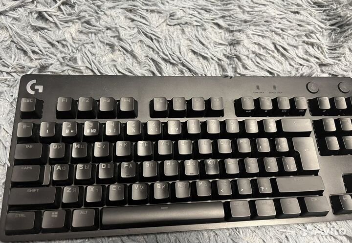 Клавиатура Logitech G Pro
