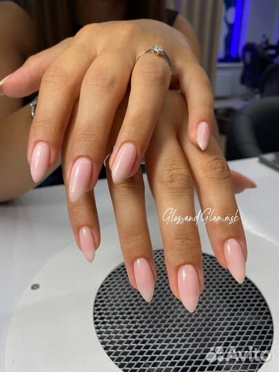 Мастер маникюра, наращивание ногтей, аппаратный