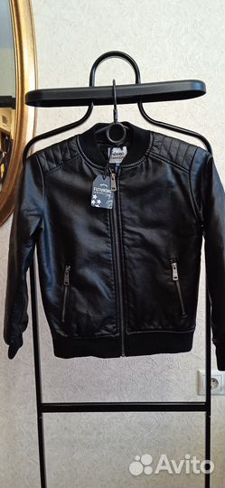 Куртка бомбер демисез,кожзам, чёрн,р 134