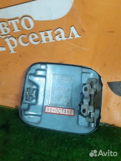 Лючок топливного бака Mitsubishi Lancer 1.6