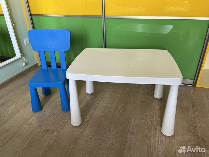 Детский стол и стул IKEA