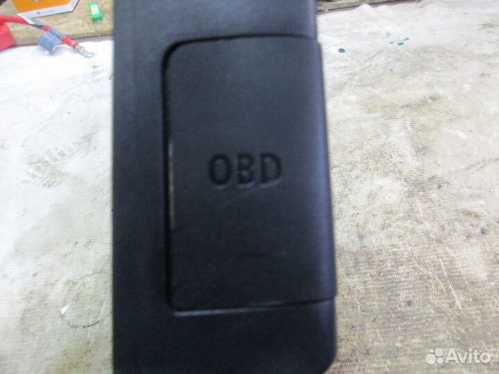 Накладка порога передняя левая BMW 1-серия E87/E81