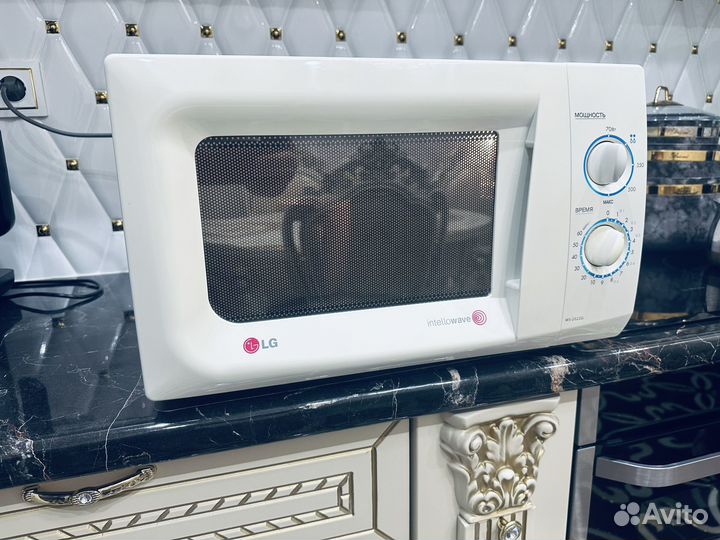 Микроволновая печь LG (Корея)