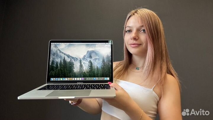 MacBook Pro 13 2019 новый