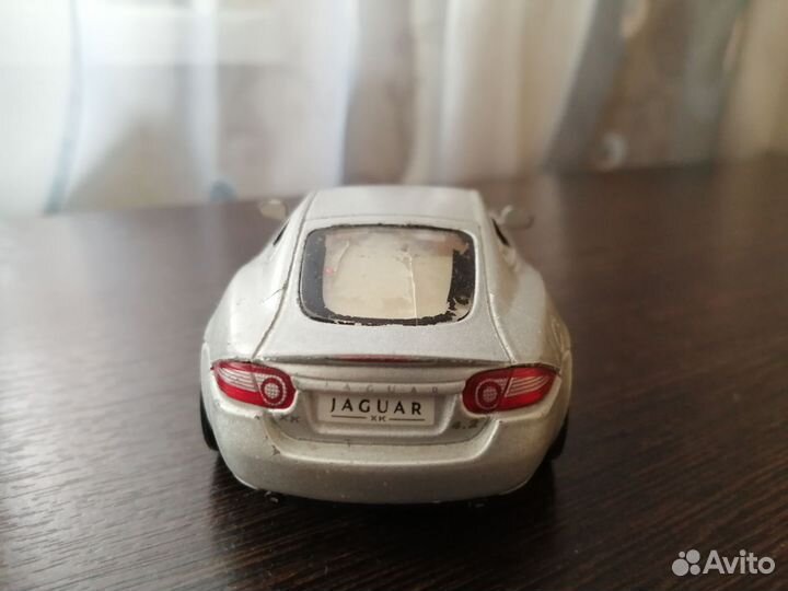 Игрушечная машина Ягуар