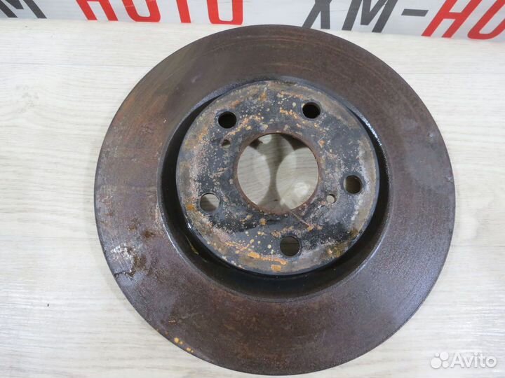 Диск тормозной передний левый Toyota Camry v40