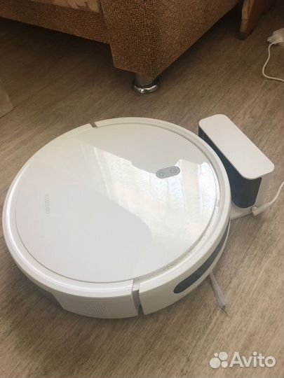 Робот пылесос