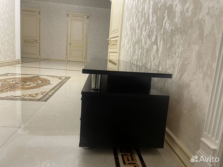 Тумба под телевизор