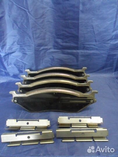 Тормозные колодки Ford F-550 \ F-450 \ F350 \ F250