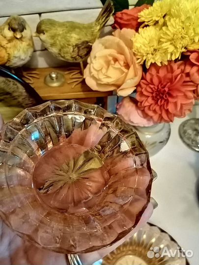 Карамельное стекло вазочки