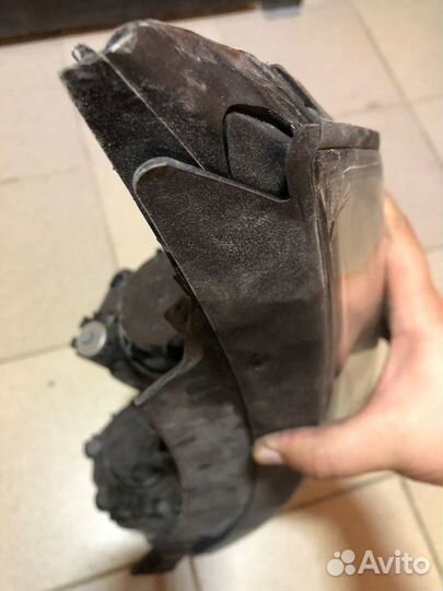 Фара передняя левая Hyundai ix35