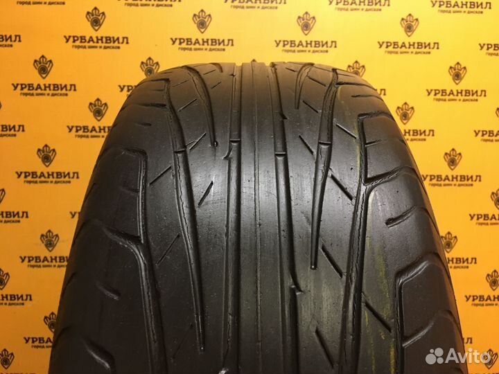 GT Radial Champiro HPX 215/55 R17 94W