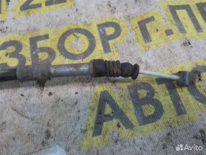 Трос стояночного тормоза Toyota Corolla (E120) 20