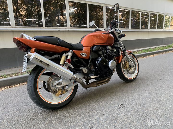 Мотоцикл honda cb400 vtec 1