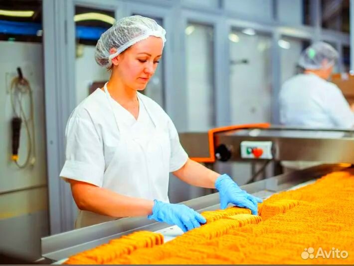 Упаковщик конфет сидя с питанием и проживанием