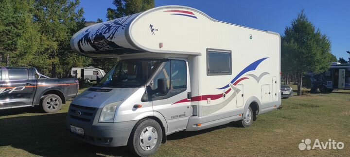 Альковный Ford Transit, 2009