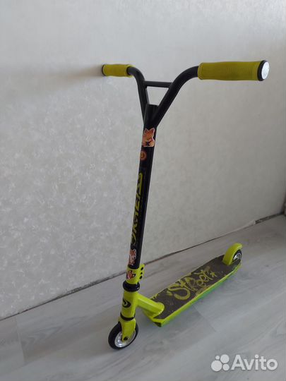 Трюковой самокат