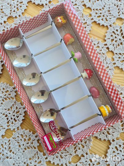 Сувенирные ложки