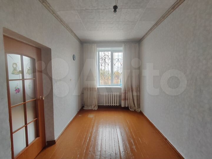 4-к. квартира, 79,8 м², 1/3 эт.