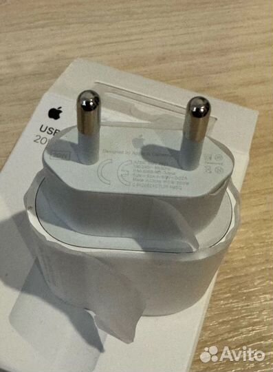 Зарядное устройство на iPhone