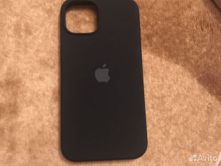 Продам чехол на iPhone 14