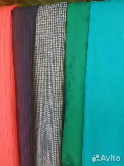 Отрезы ткани костюмной