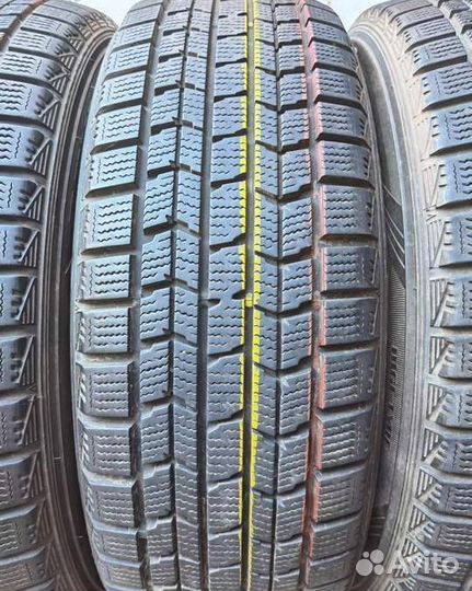 Dunlop DSX-2 215/60 R17 96H