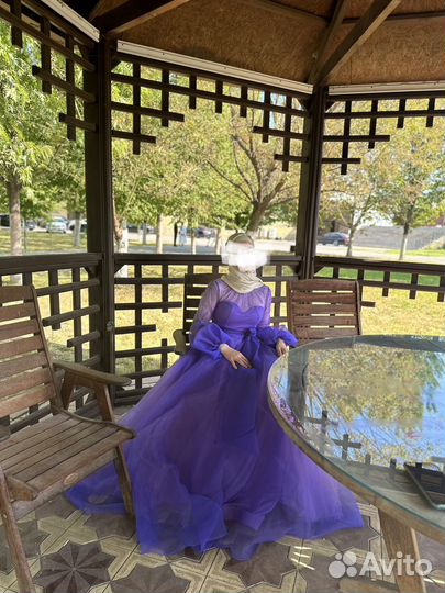 Вечернее платье