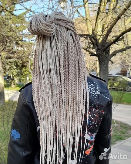 Афрокосы, зизи, де-дреды, де косы