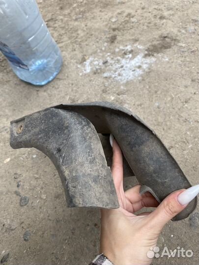 Брызговики передние GX90