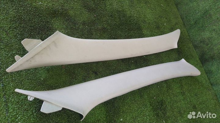 Обшивки стойки крыши пара передние Toyota Vista